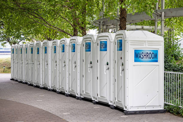 Best Porta potty rental near me  in Forreston, IL