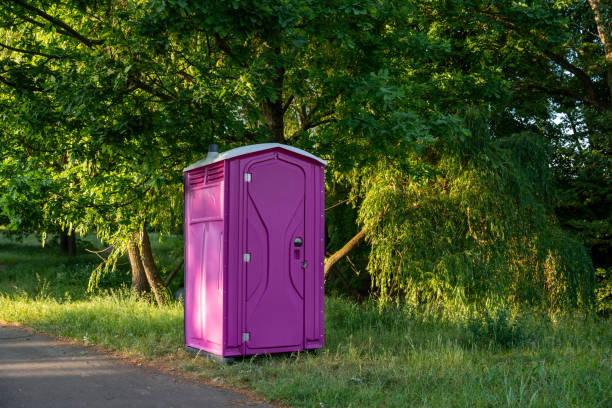 Best Porta potty delivery and setup  in Forreston, IL